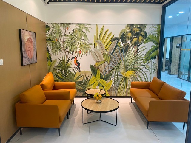 多媒体升降桌品牌